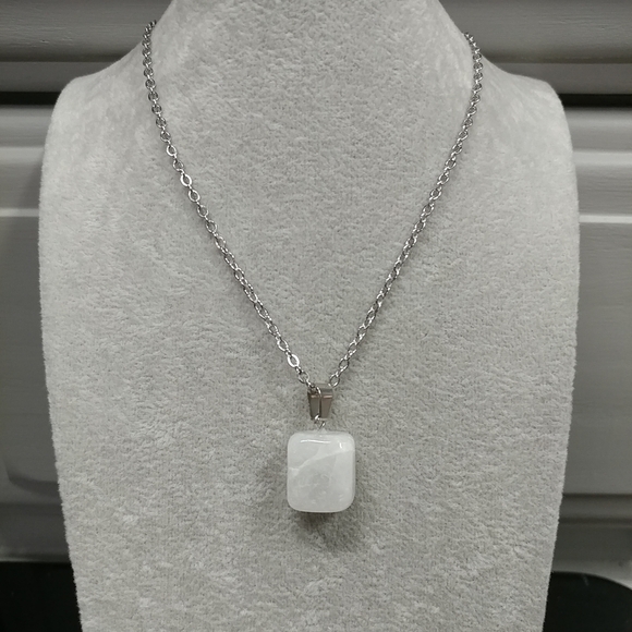 Natural Quartz Crystal Necklace Gemstone Pendant Stainless-Steel Chain 20" - Picture 3 of 17